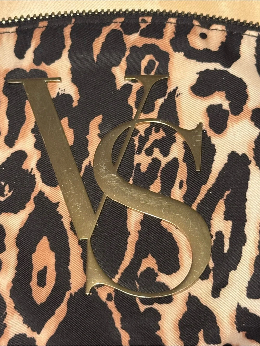 Victoria’s Secret Vintage Y2K Leopard Print Cosmetic Make Up Bag
